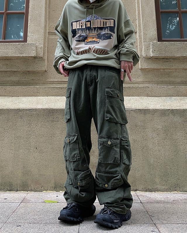 Multi-Pocket Straight-Leg Workwear Jeans