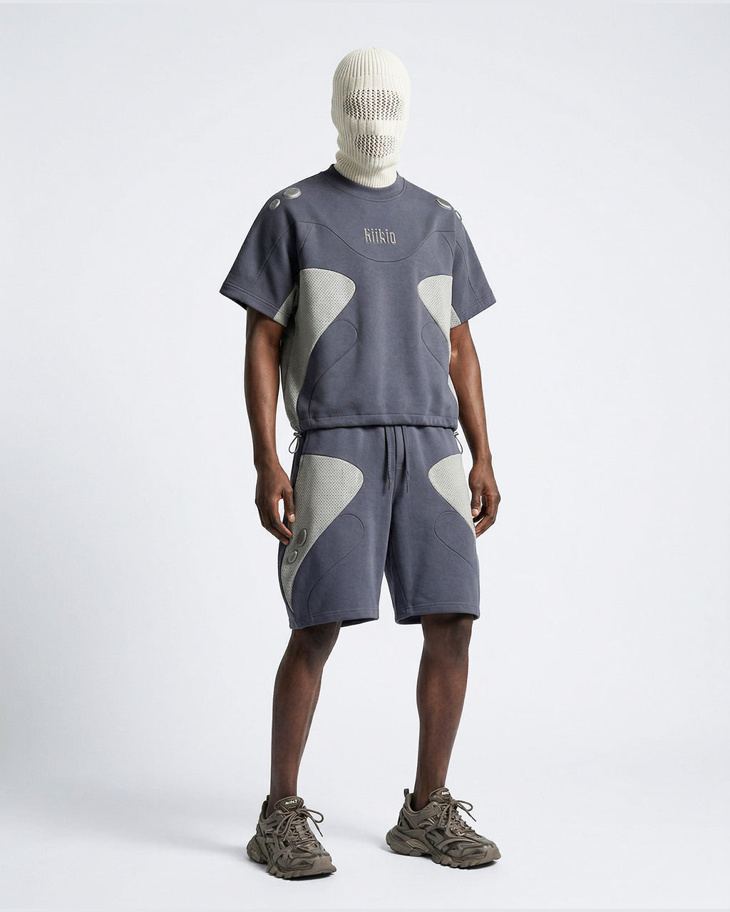 CLOUD-LIKE FLOATING-New Contrast Panel Tee