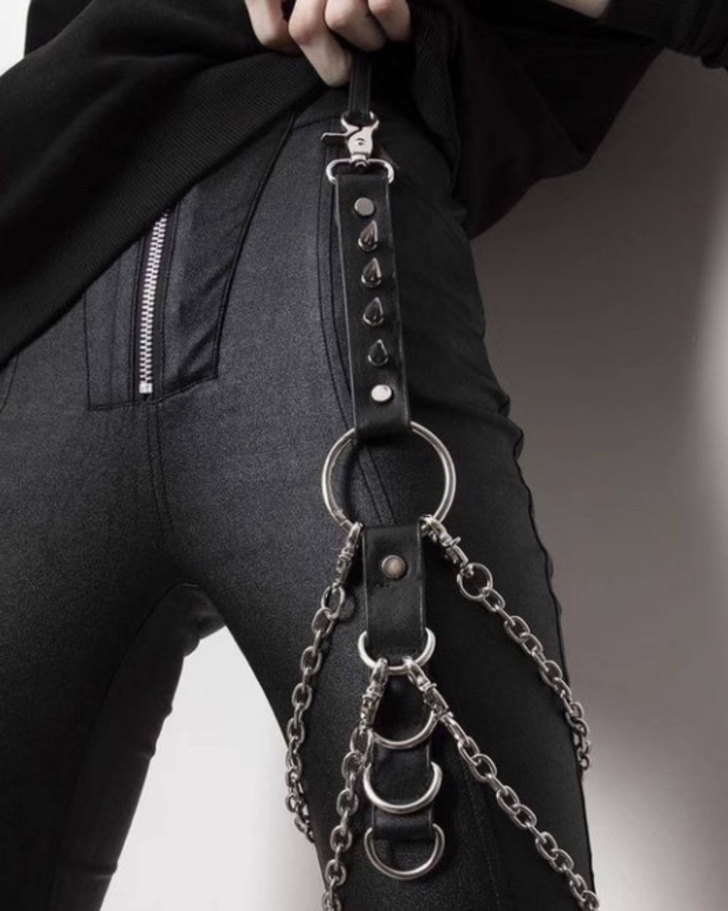 RockHip-Hop Waist Chain Accessory