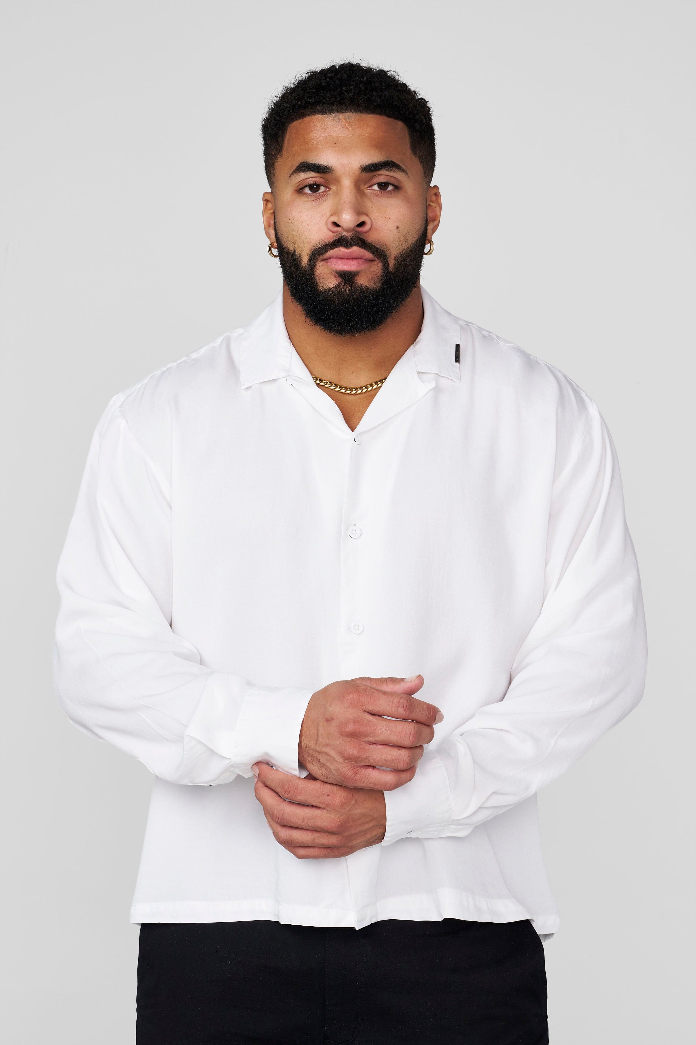 8053 - Flowy Button-ups