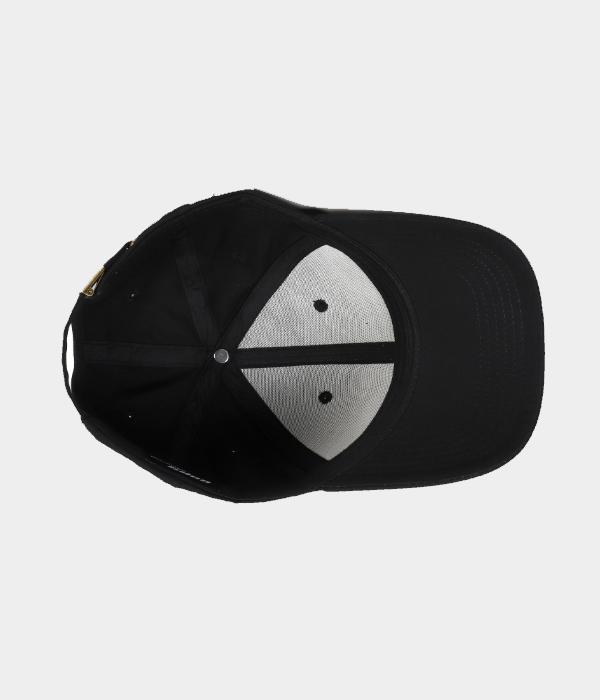 BASEBALL CAP.